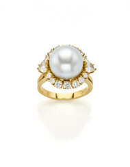 Pearl and diamond yellow gold ring,…