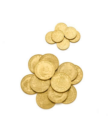 Yellow 24K gold lot comprising twel… - photo 1