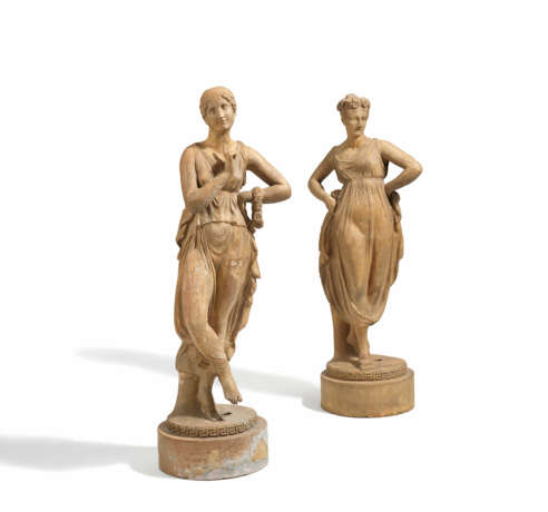 Two large sculptures of female dancers - photo 1