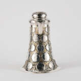 Magnificent Coin Tankard with Laurel Decor - фото 4