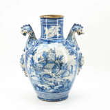 Pair of large vases with figural handles - Foto 8