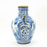 Pair of large vases with figural handles - фото 11