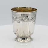 Pair of bell beakers with gilt interior - Foto 6
