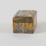 Snuff box with couple playing music and mythological scenes - photo 2
