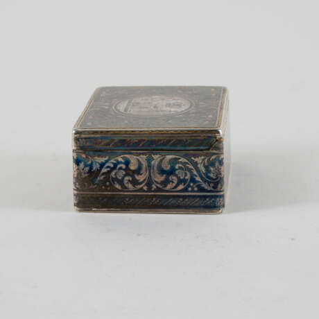 Snuff box with princely coat of arms and city map of Veliki Ustjug - photo 2