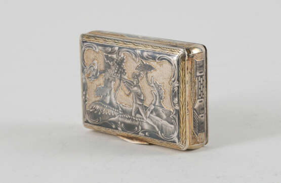 Small box with hunting scene and architectural landscape - photo 6