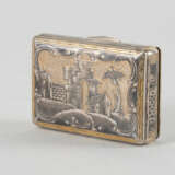 Small box with hunting scene and architectural landscape - photo 7
