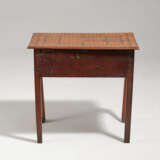 Small side table with ribbon inlays - photo 3