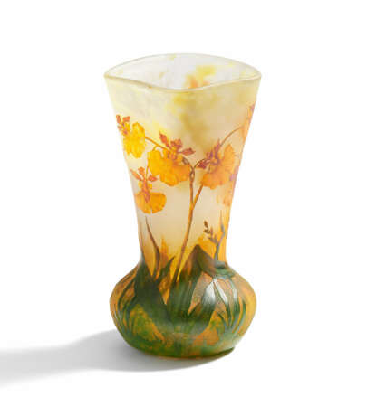 Vase with orchid decor - photo 1