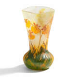 Vase with orchid decor - photo 1