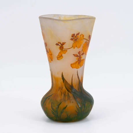 Vase with orchid decor - photo 2