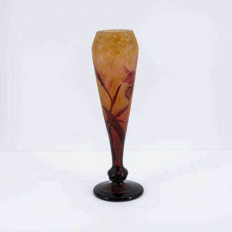 Large club shaped vase with daffodils - Foto 4