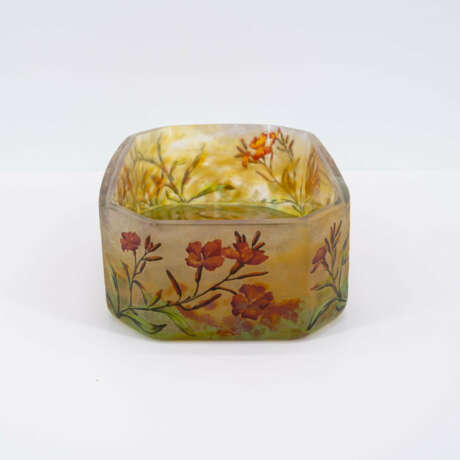 GLASS JARDINIERE WITH FLORAL DECOR - photo 4