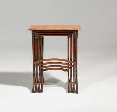 Set of four nesting tables - photo 3