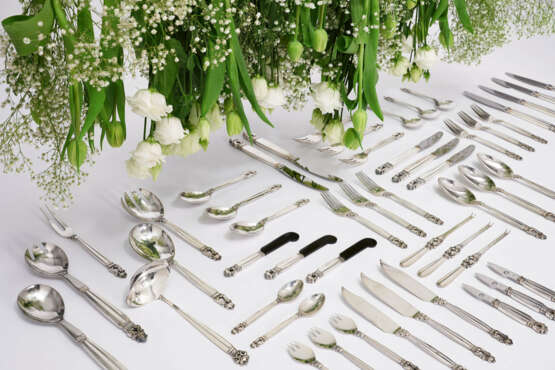 Large cutlery set "Acorn" for 20 people - photo 1