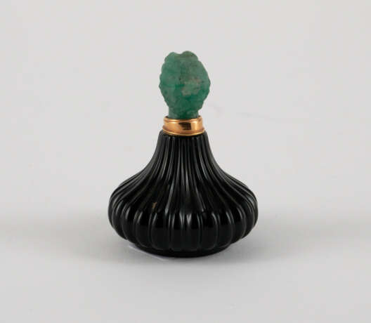 Small perfume flacon with antique-like woman's head - Foto 2