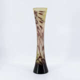 Trumpet Vase with Butterfly Decor - Foto 4
