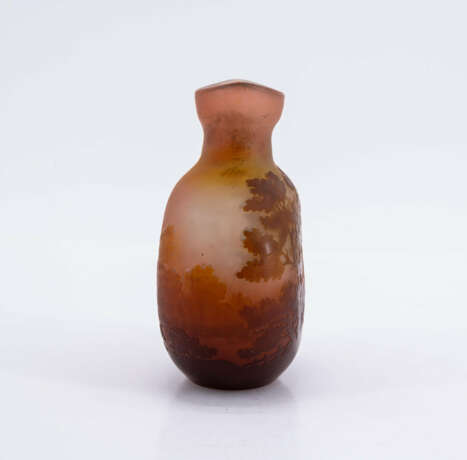 Small Vase with Meadow Landscape - photo 4
