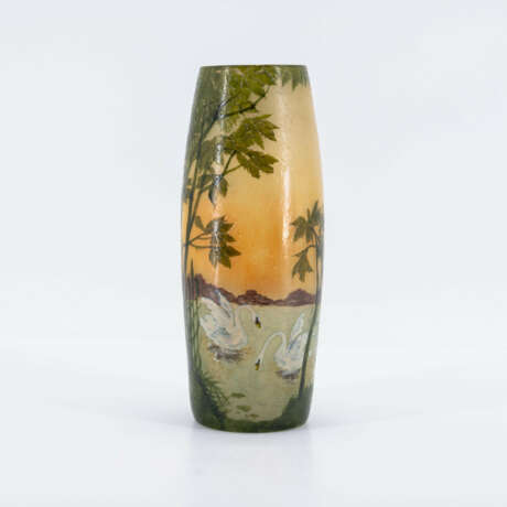 Vase with Swans and Lake - photo 1