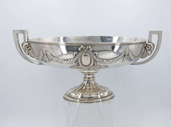 Footed bowl with ram decor - photo 2