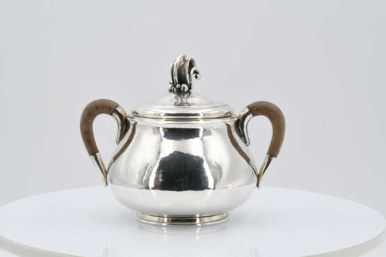 Coffee set with martellé surface and vegetal knobs - Foto 10