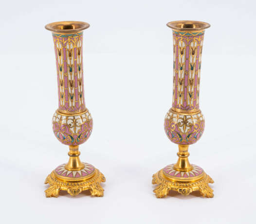 Pair of small candlesticks with cloisonné decor - photo 2