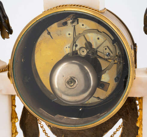 Portal pendulum clock Louis XVI - photo 6