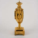 Vase-shaped pendulum clock - photo 2
