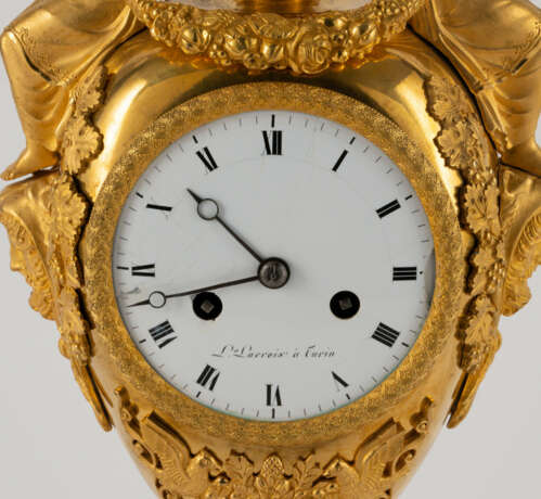 Vase-shaped pendulum clock - Foto 5
