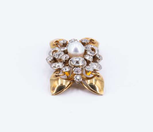 Pearl Diamond Brooch - фото 3