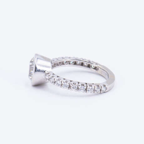 Solitaire Ring - photo 2