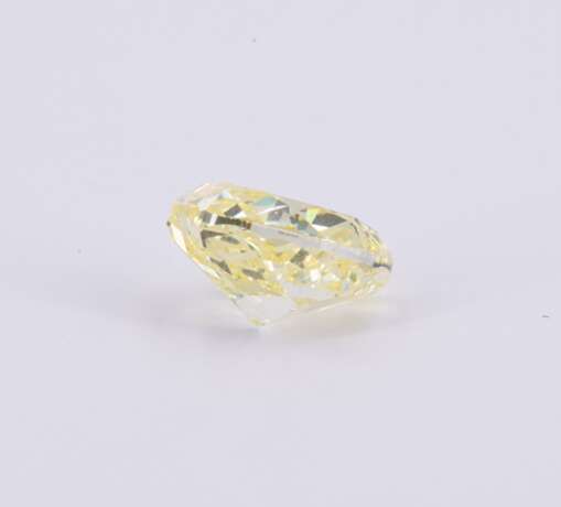 Unmounted Fancy Yellow Diamond - photo 3