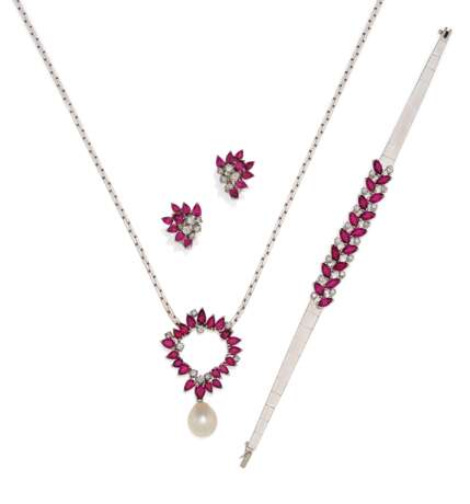 Ruby-diamond set: necklace, ear studs/clips and bracelet - photo 1