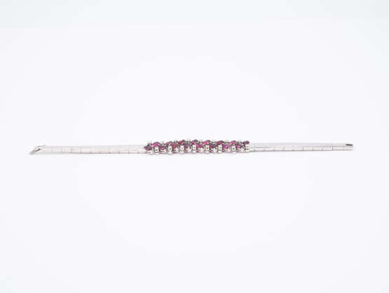 Ruby-diamond set: necklace, ear studs/clips and bracelet - photo 4