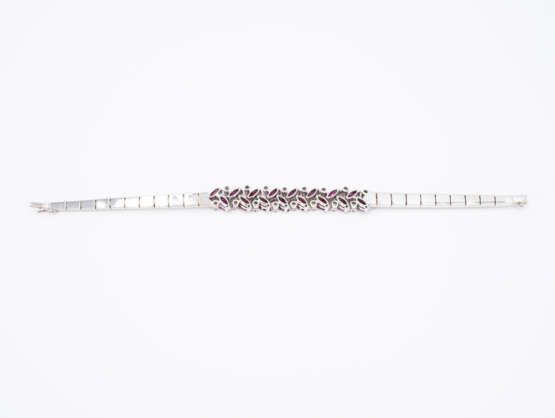 Ruby-diamond set: necklace, ear studs/clips and bracelet - фото 5