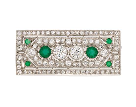 Emerald Diamond Brooch - photo 1