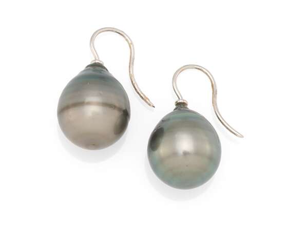 Tahitian Pearl Earrings - фото 1