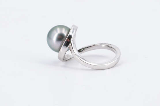 Pearl Diamond Set: Necklace and Ring - photo 5