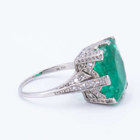 Emerald Diamond Ring - photo 4