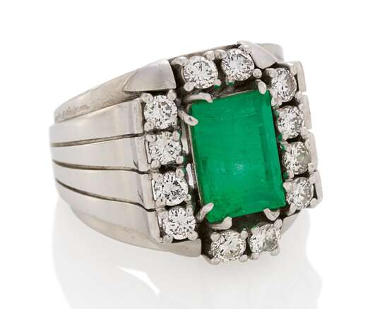 Emerald Diamond Ring - photo 1