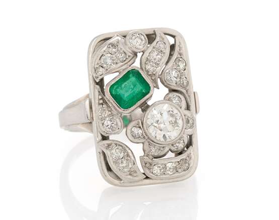 Emerald Diamond Ring - Foto 1