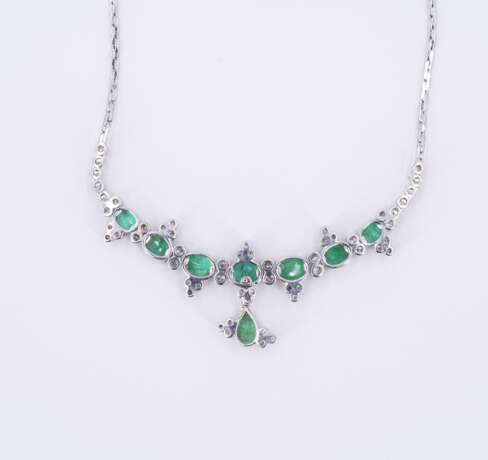 Emerald Diamond Set: Necklace, Ring and Bracelet - фото 2