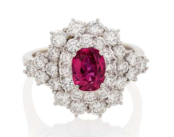 Ruby Diamond Ring - фото 1