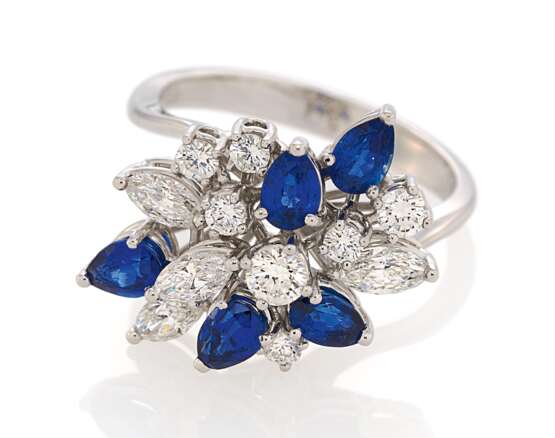 Sapphire Diamond Ring - фото 1