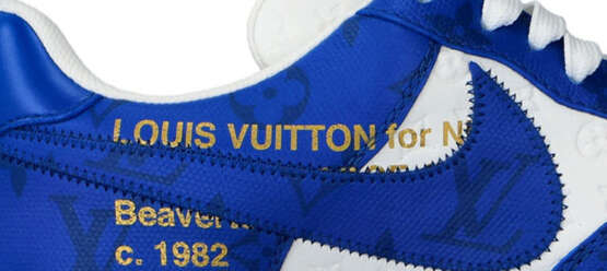 Louis Vuitton, - photo 4
