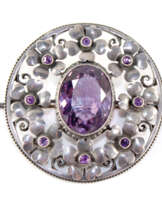 Prachtbrosche mit Amethysten
