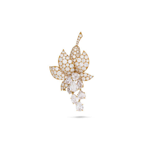 VAN CLEEF & ARPELS DIAMOND `ORCHID` BROOCH - photo 1