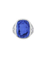 KERN SAPPHIRE AND DIAMOND RING