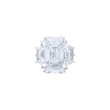 EXCEPTIONAL HARRY WINSTON DIAMOND RING - photo 1