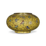 A SMALL CLOISONN&#201; ENAMEL YELLOW-GROUND COMPRESSED GLOBULAR WATER POT - фото 2